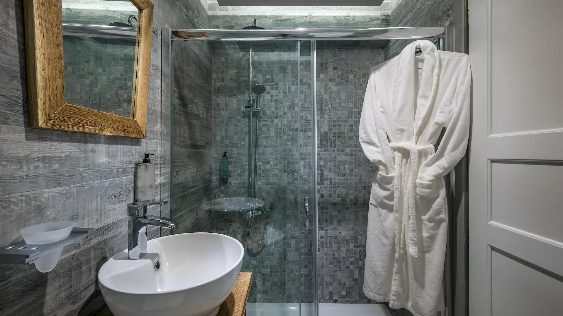 Omiros Boutique Hotel (Adults Only) ريثيمنو
